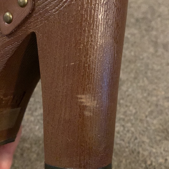 MIA Brown Platform Heels - Picture 8 of 11